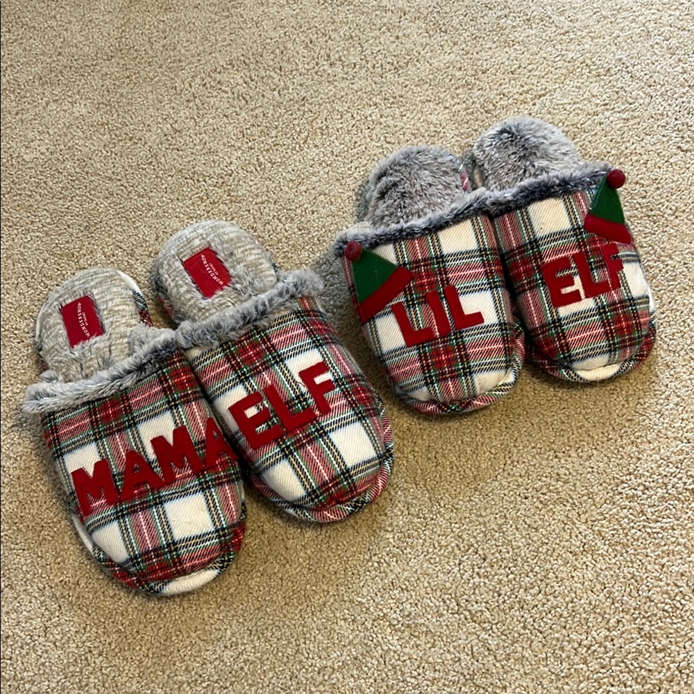 Plaid Holiday Slippers Set